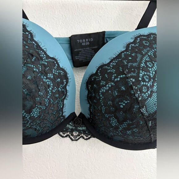Torrid Eyelash Lace Push-up Plunge blue and black  Bra size 40DD - Picture 3 of 6